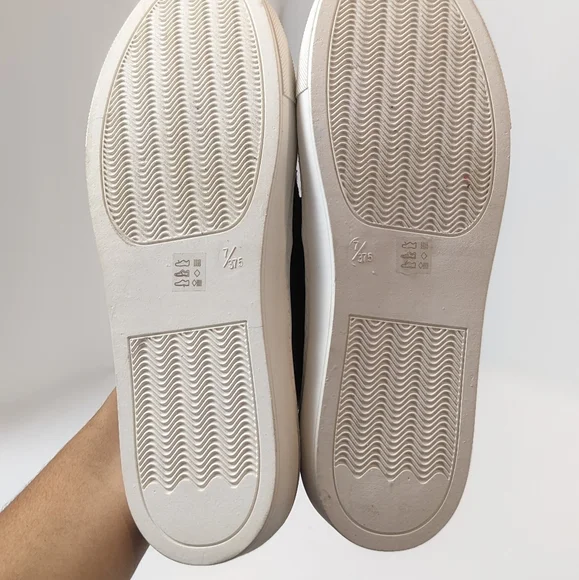 NWOT Dirty laundry velvet slides - Picture 15 of 16